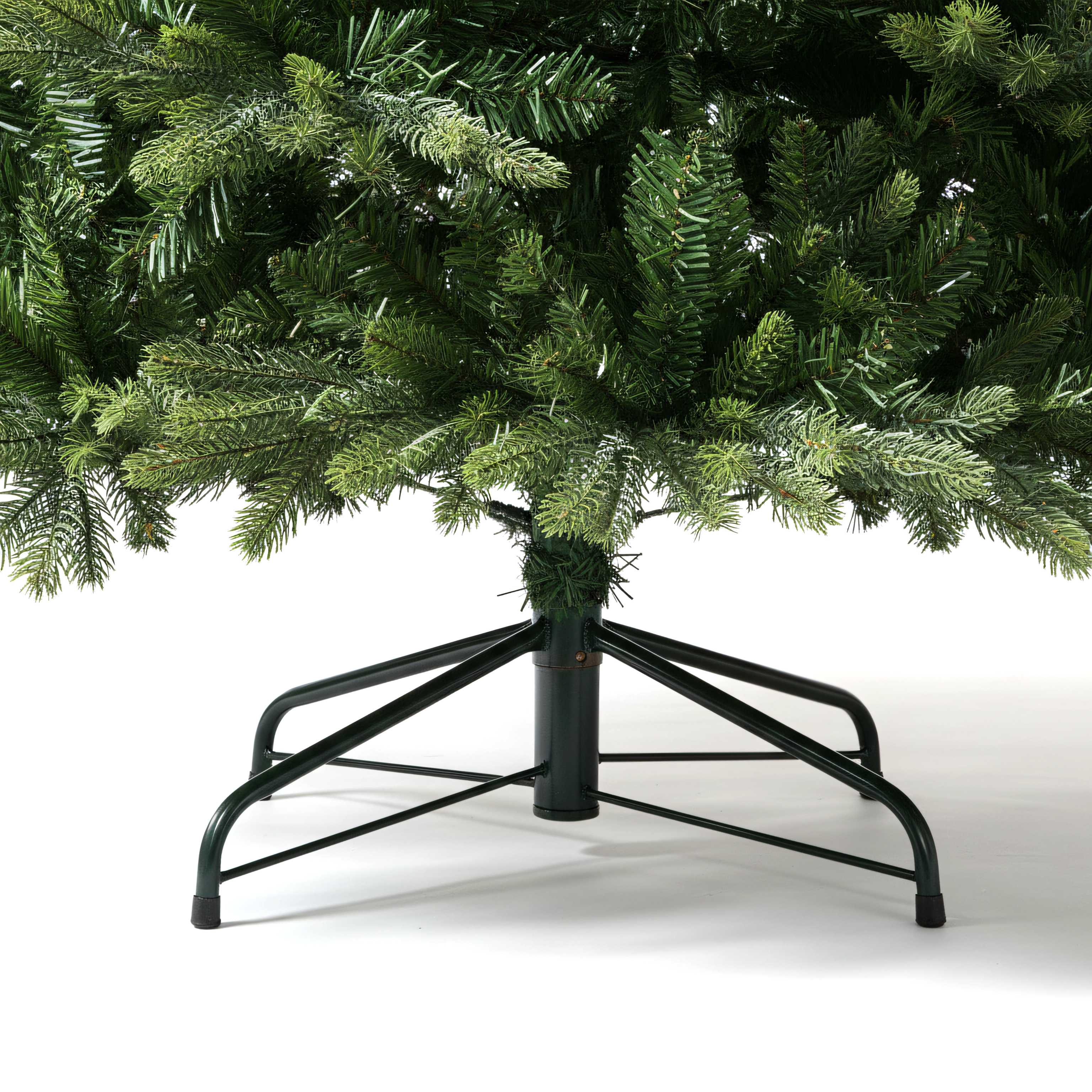Evergreen Traditions Christmas Tree