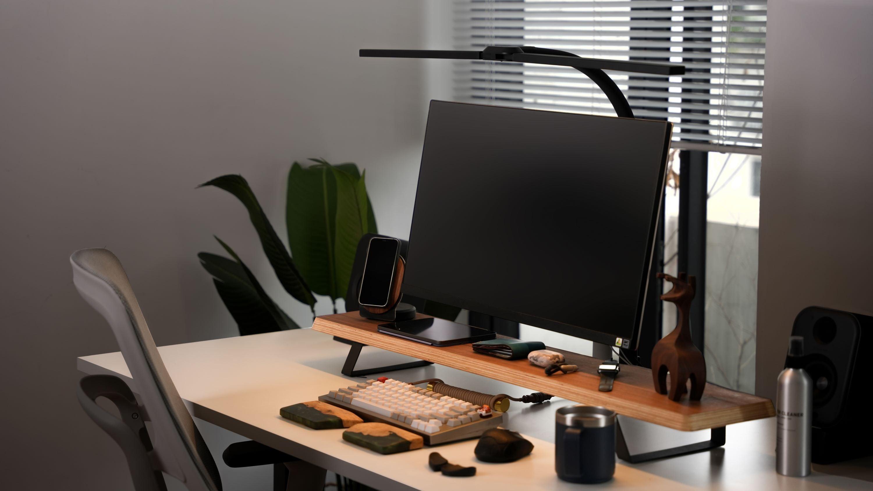 Luna LED Desk Lamp - NORMCORE™ Minimalistic