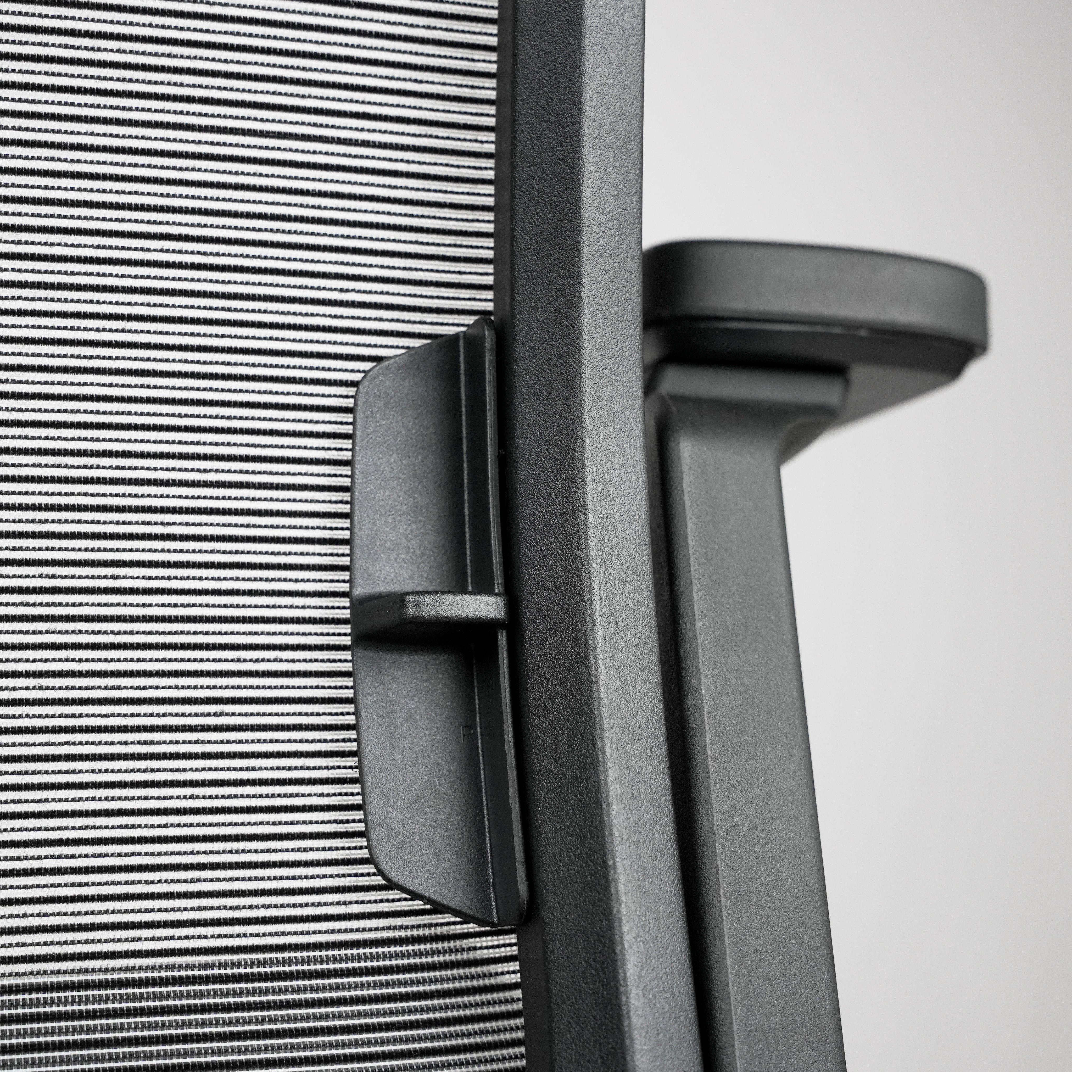 Sleek Ergonomic Chair - NORMCORE™ Minimalistic